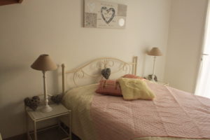 Chambre Coeurs lit 140